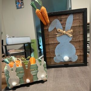Easter Bunny Decor Set with Carrots